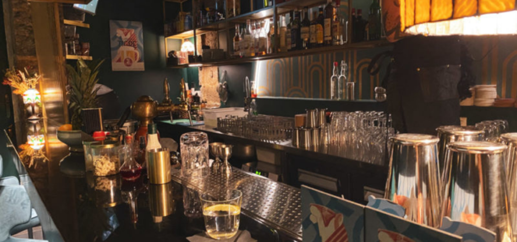 bar à cocktail lyon la baignoire