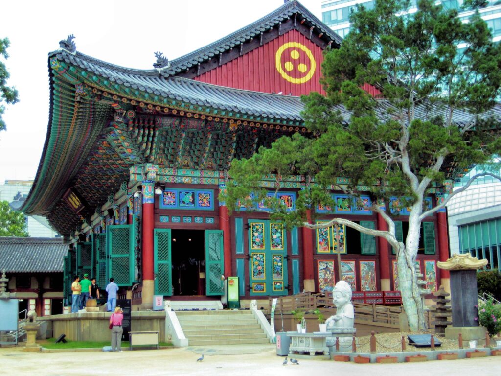 LE TEMPLE JOGYESA