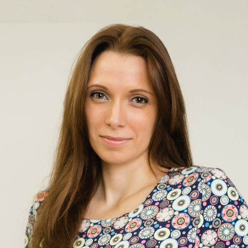 Enceintes connectées avec intelligence artificielle : avis Lucie Chargrot